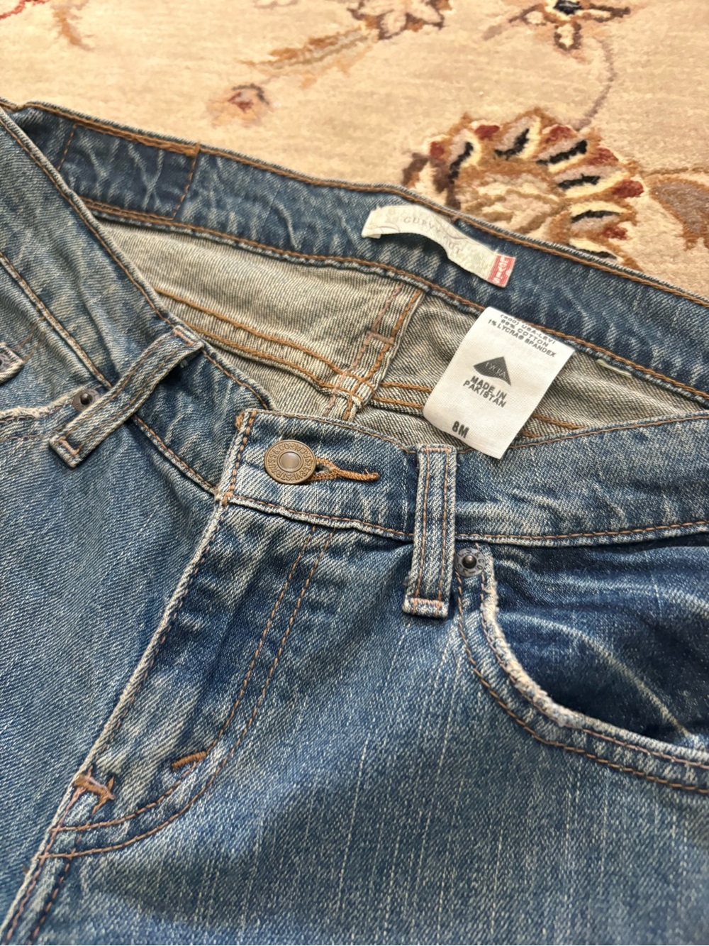 Levi's Blue Flared Women's Jeans - Picture 4 of 7